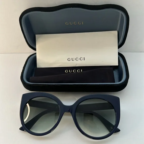 New 100% Authentic Gucci GG0325S008 Cat eye Sunglasses